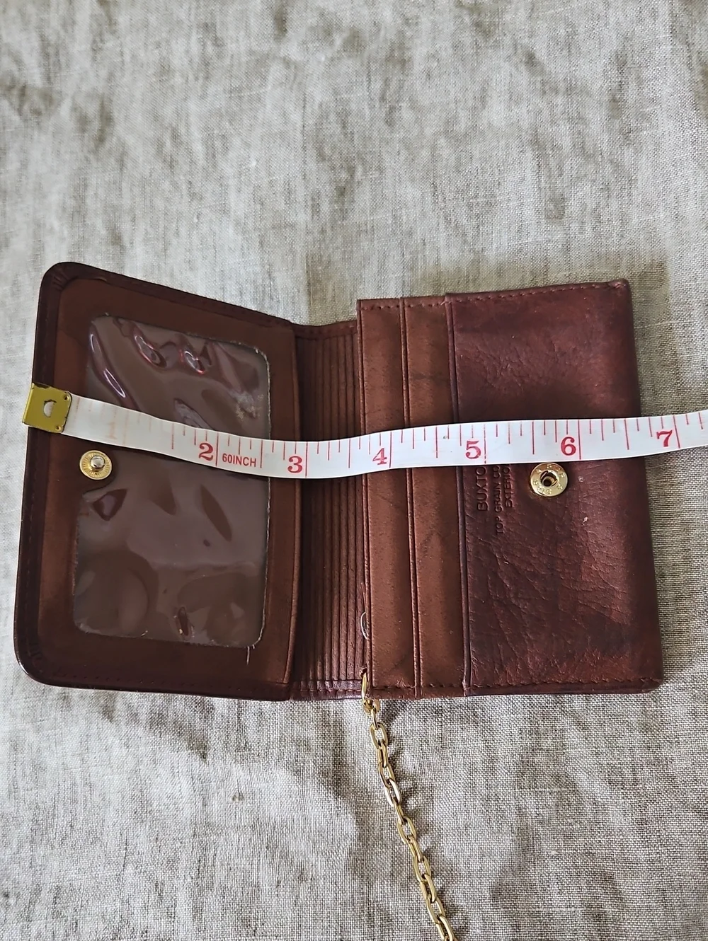Buxton Brown Leather Key & Card Holder with Gold-Tone Chain, Floral Accent